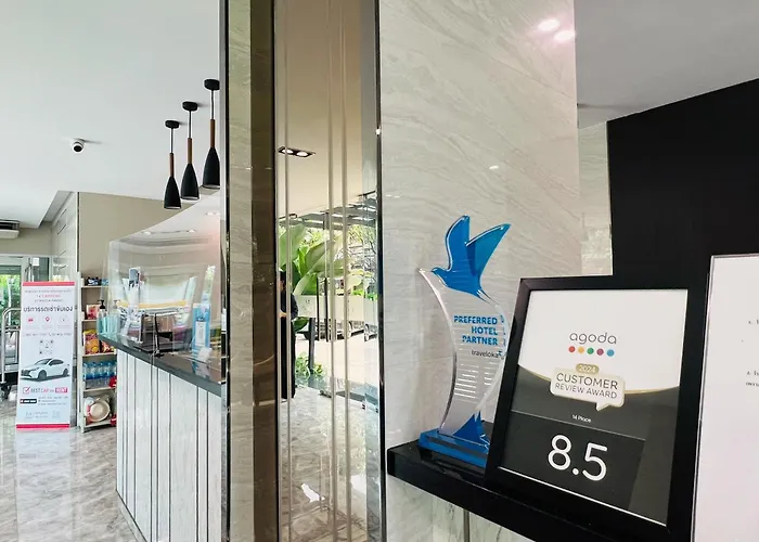 14 Place Hotel 3*