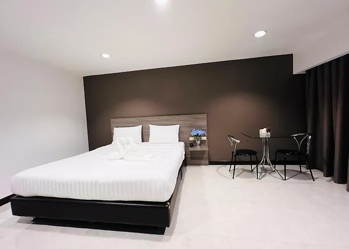 Hotel 14 Place 3*