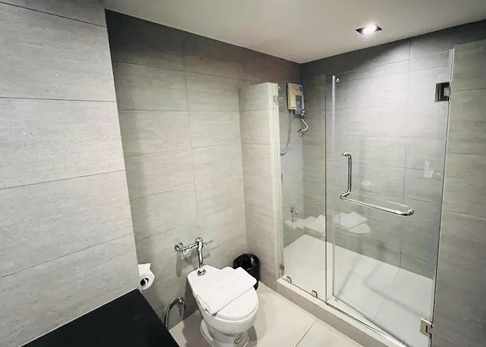 14 Place Hotel