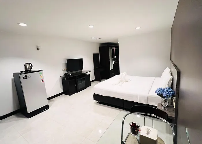 Hotel 14 Place 3*