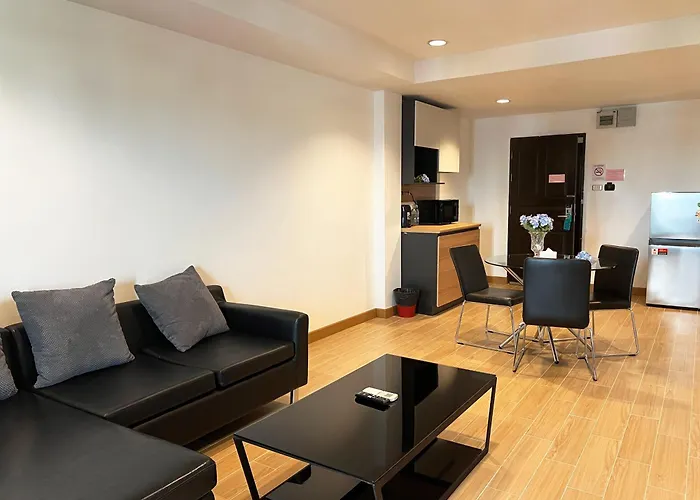 14 Place Hotel 3*