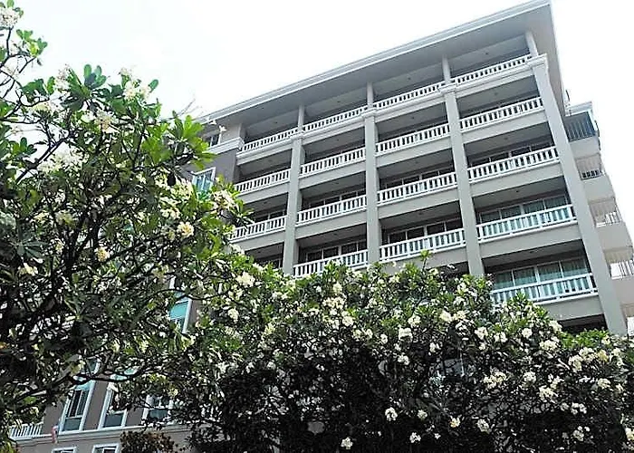 14 Place Hotel