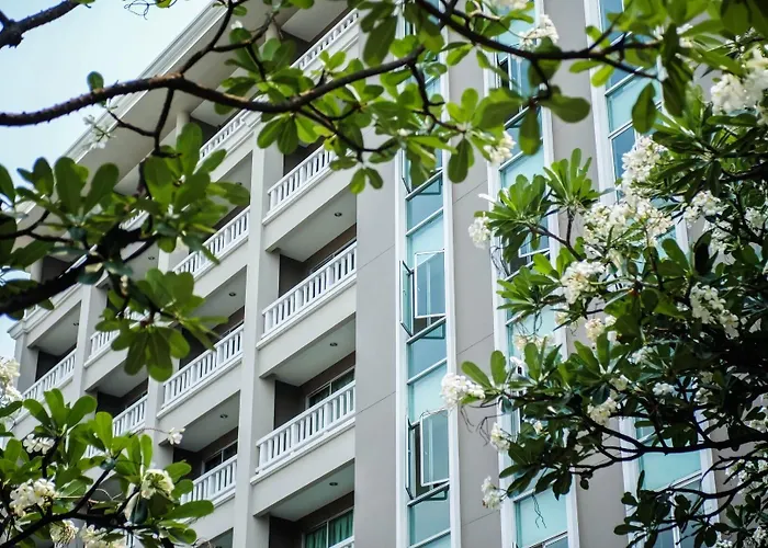 14 Place Hotel 3*
